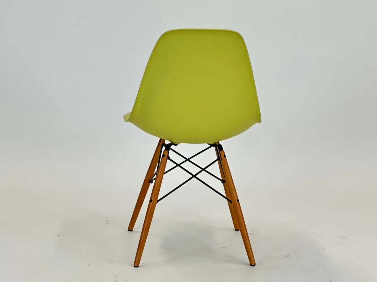 Billede 5 - Vitra Eames DSW Stol  (Citron RE)