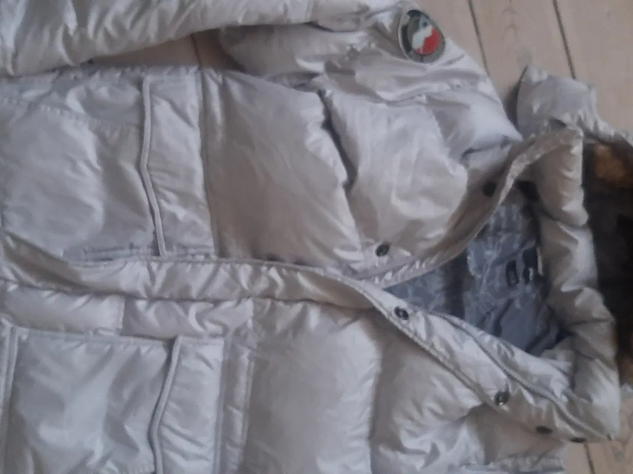 Billede 7 - Varm og let dunjakke