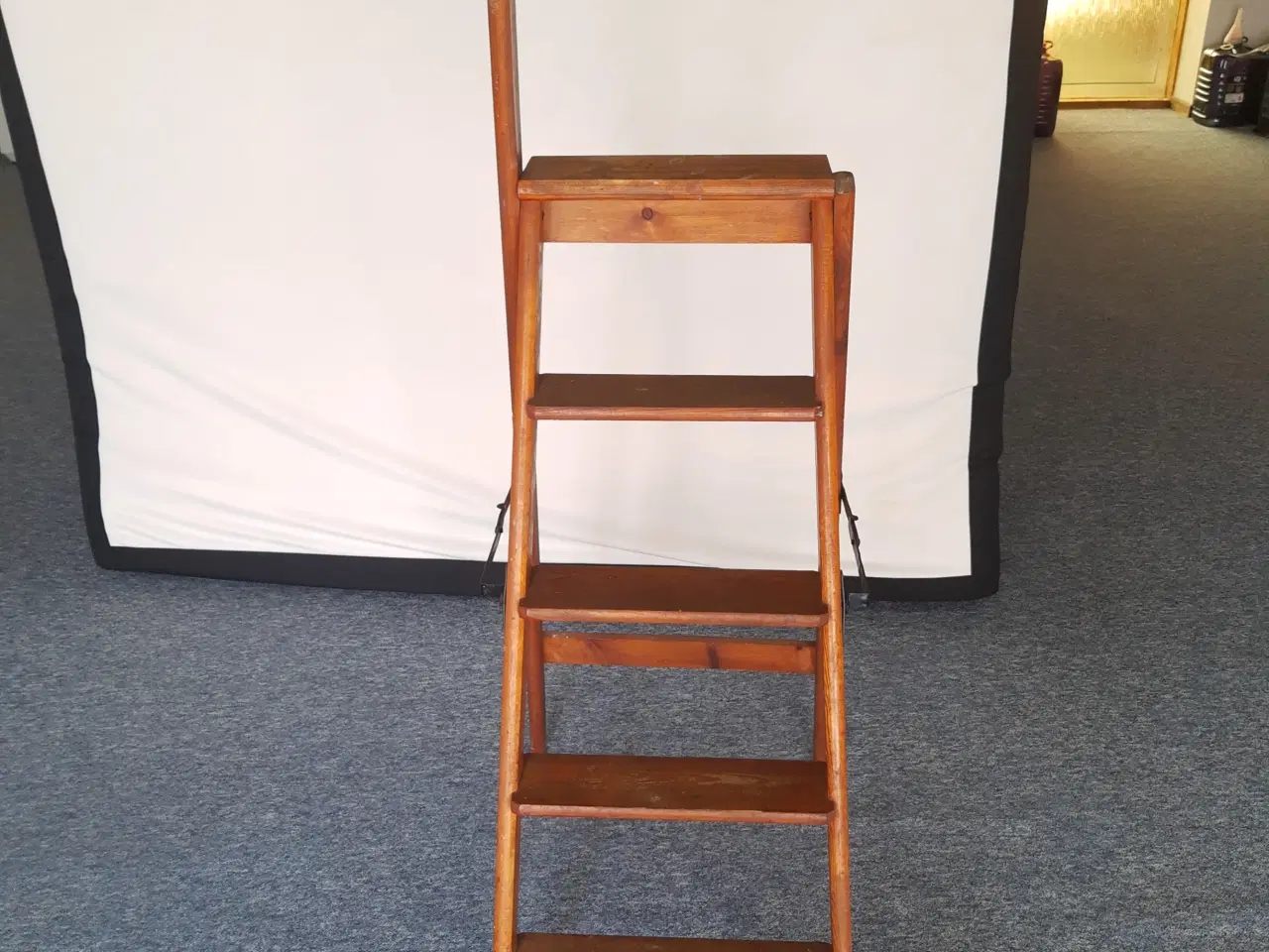 Billede 1 - Flot vintage træstige.