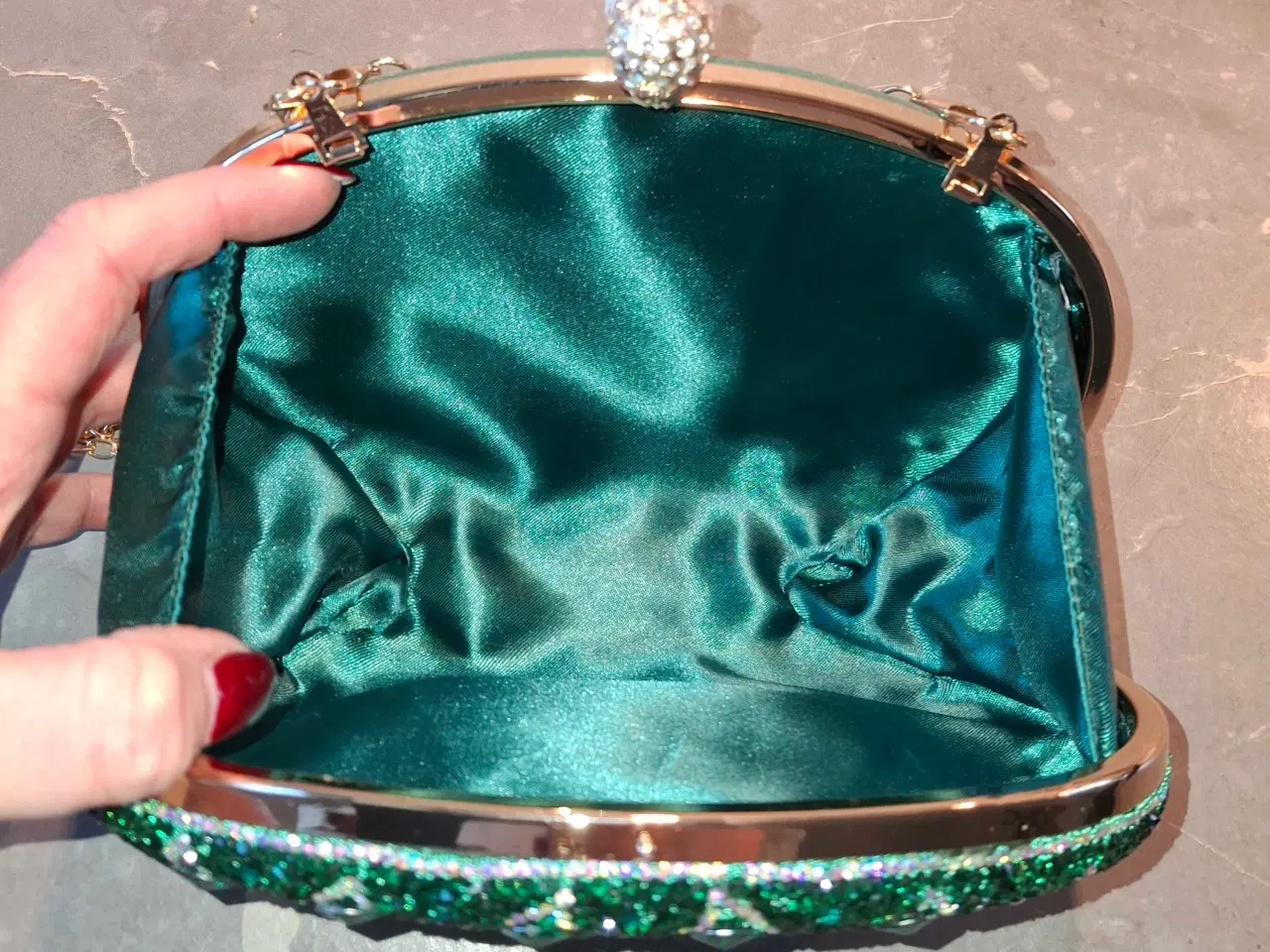 Billede 5 - Taske med påfugl