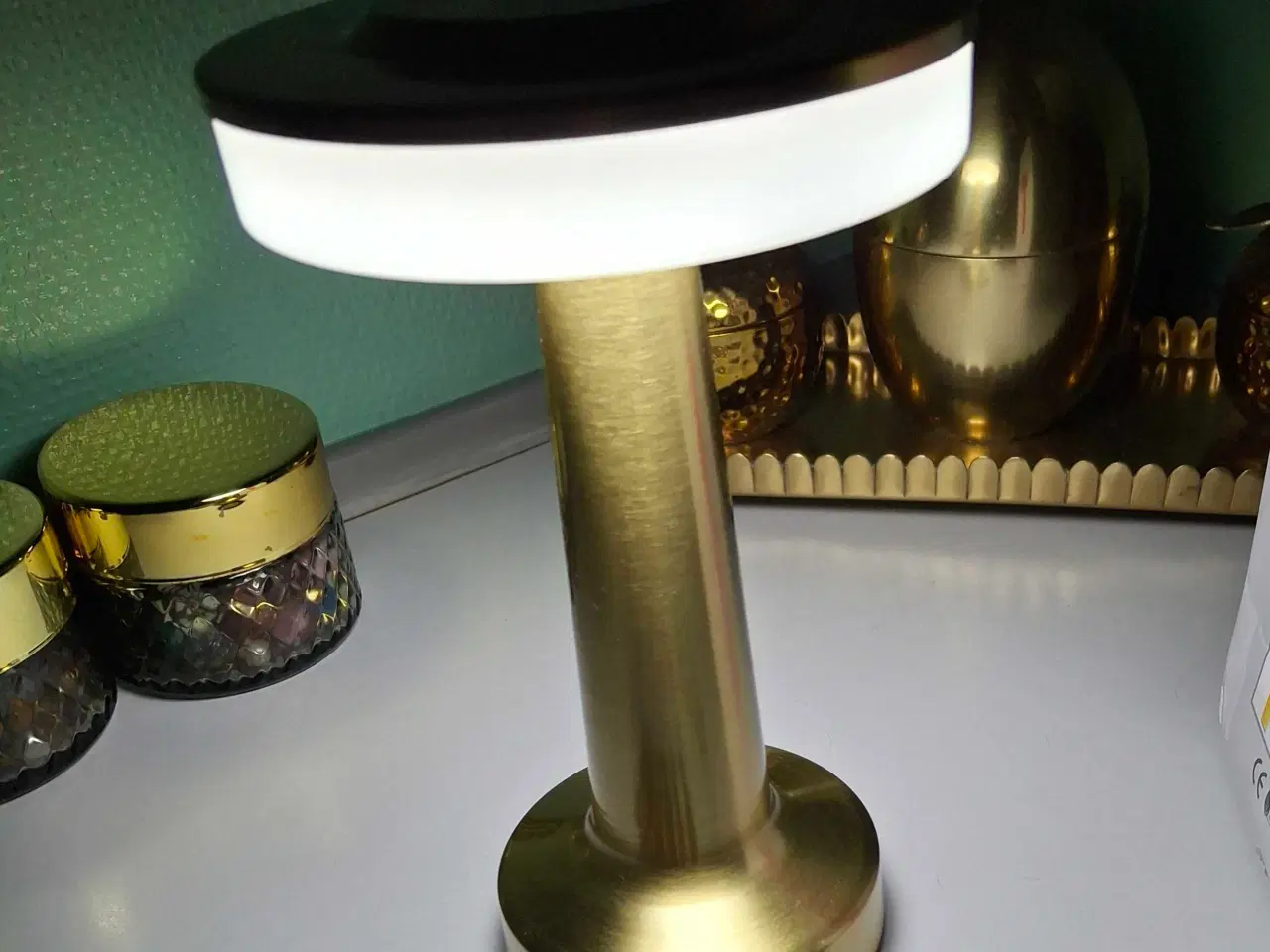 Billede 3 - Guld lampe