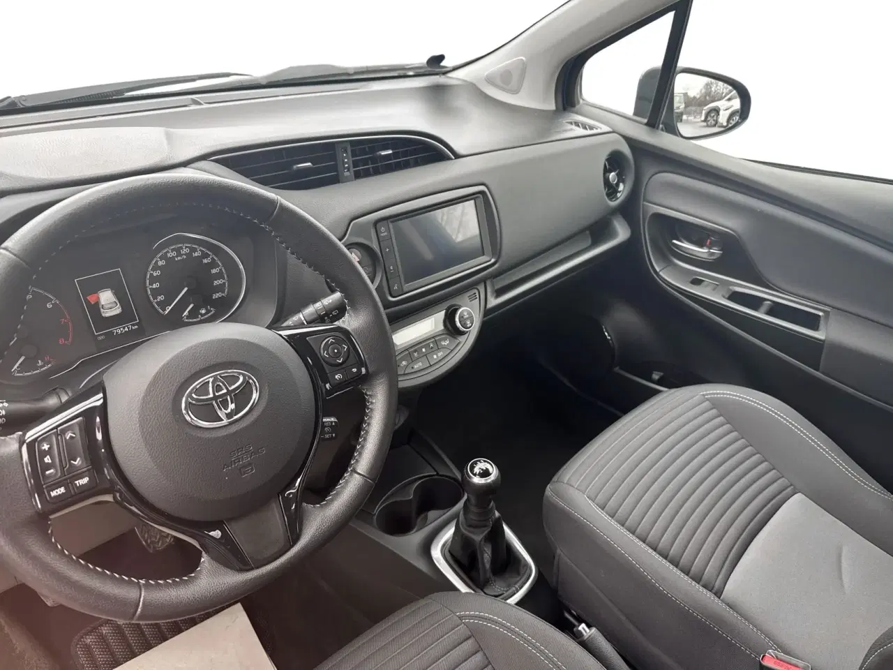Billede 9 - Toyota Yaris 1,0 VVT-I T2 Limited 72HK 5d
