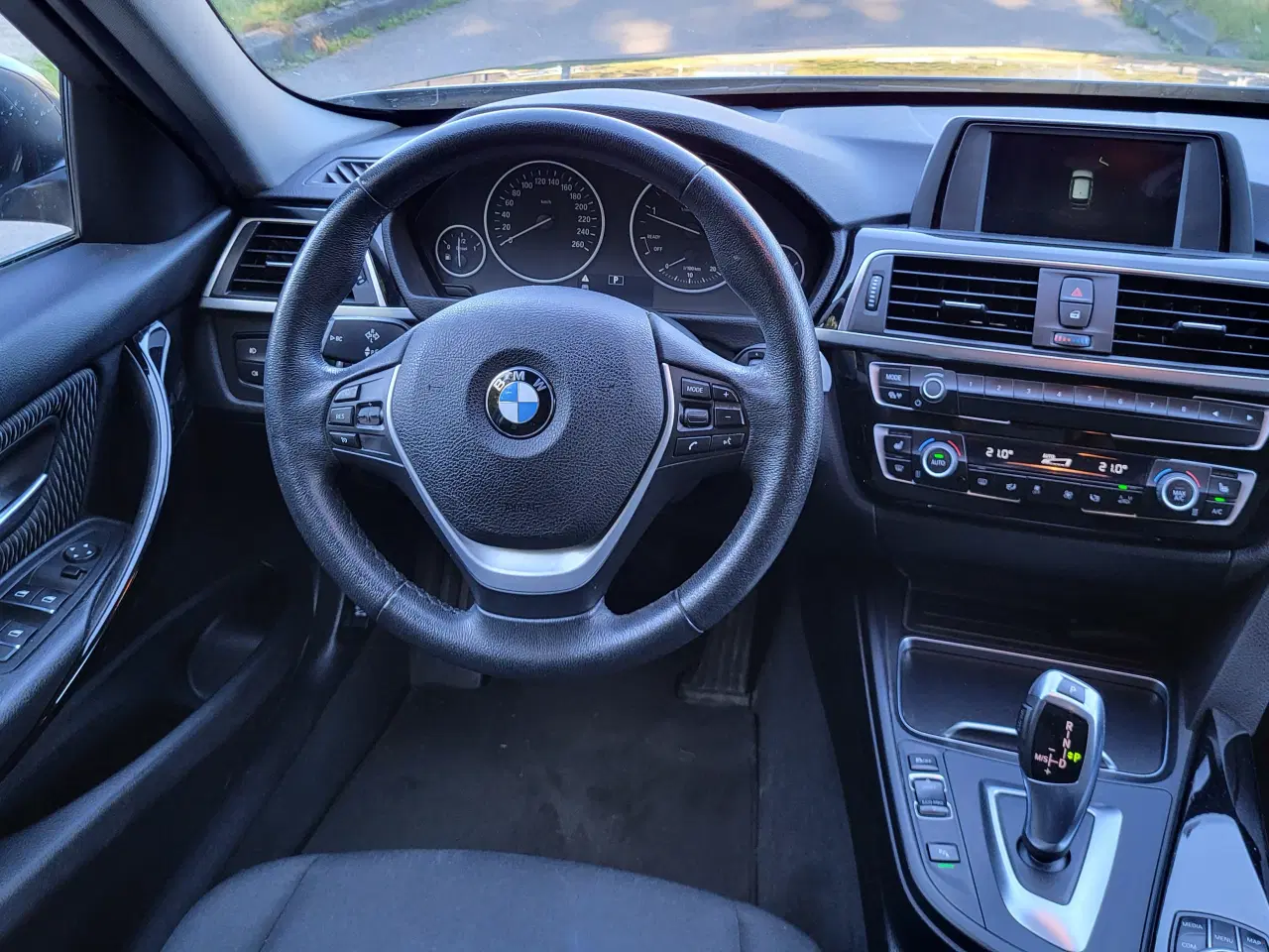 Billede 4 - BMW 320d, 2019, 197.000 km. KUN 148.000 KR