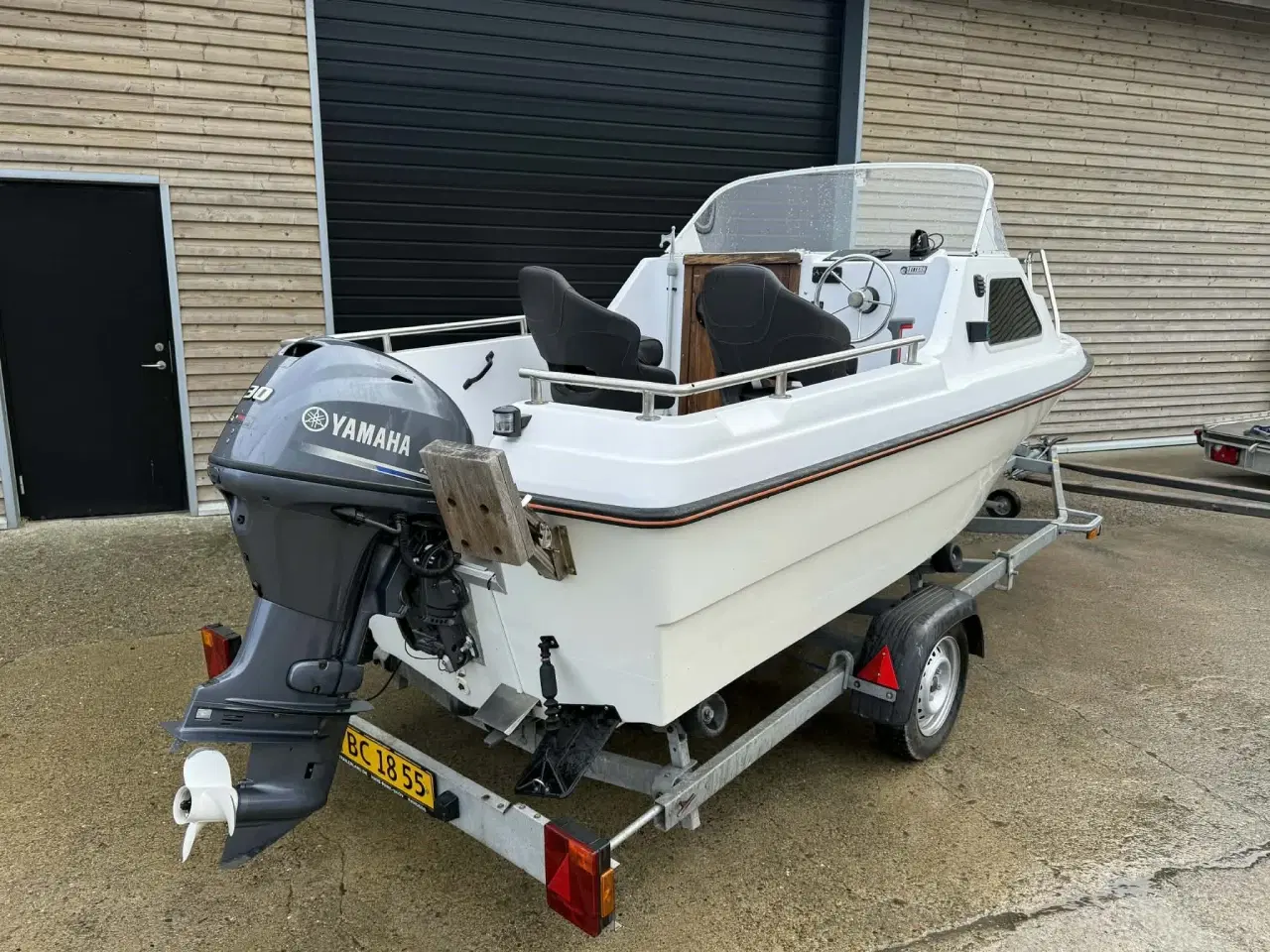 Billede 24 - Uttern 4450C Kabinebåd med Yamaha F30