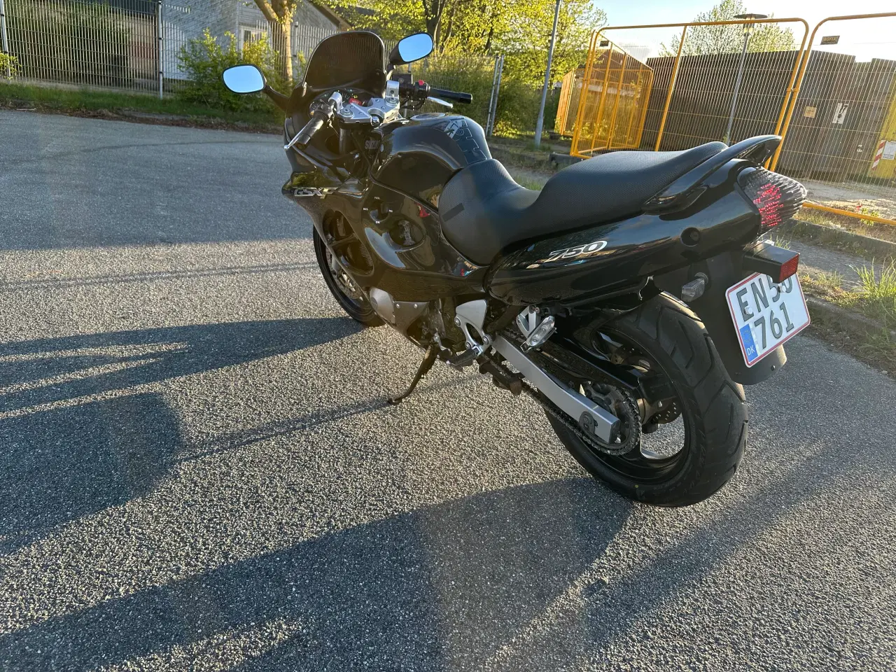 Billede 7 - 🏍️ Suzuki GSX750F – NYSYNET & NYSERVICERET – KLAR