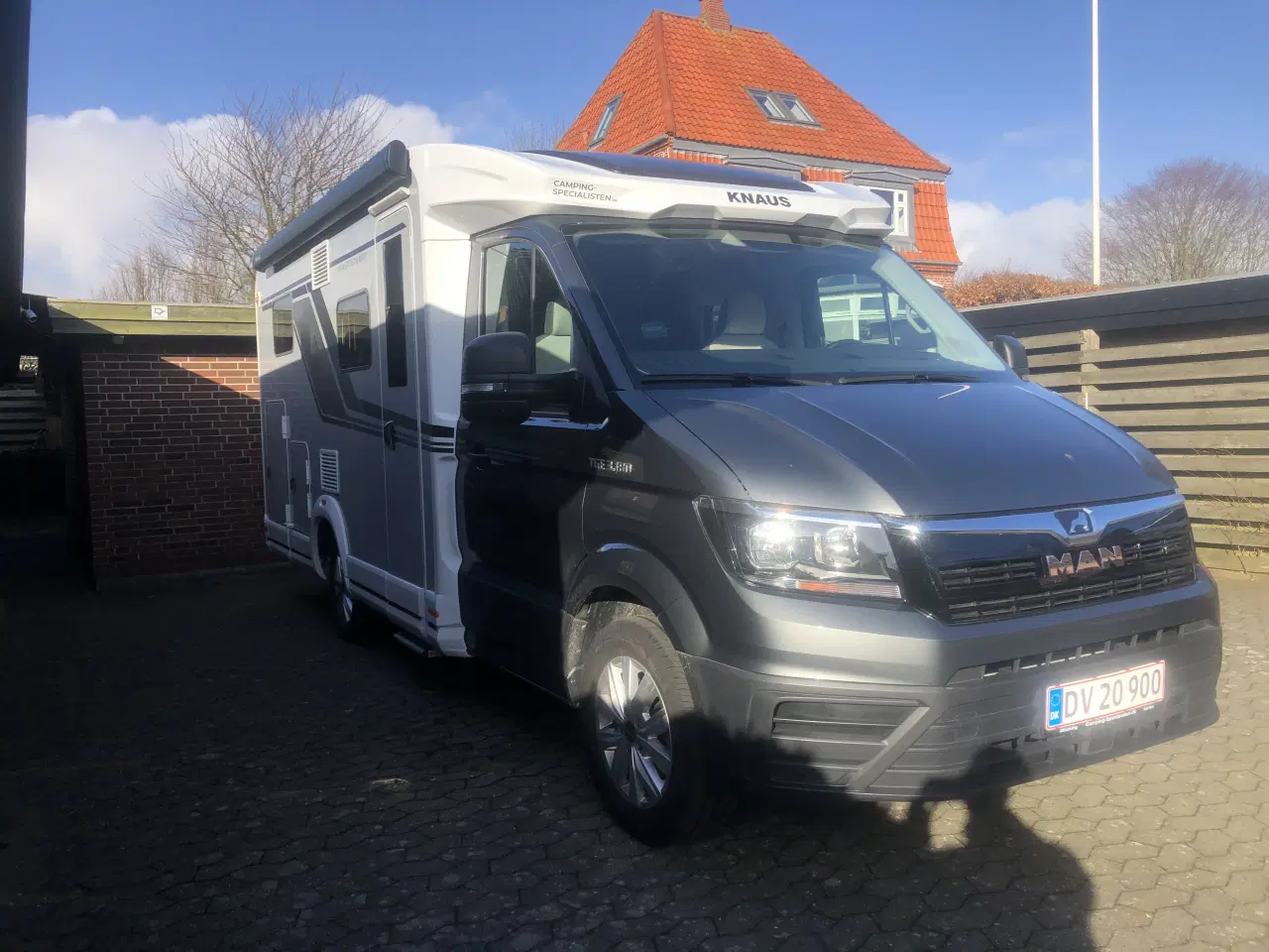 Billede 2 - KNAUS VANSATION TI 640 MEG 13000km