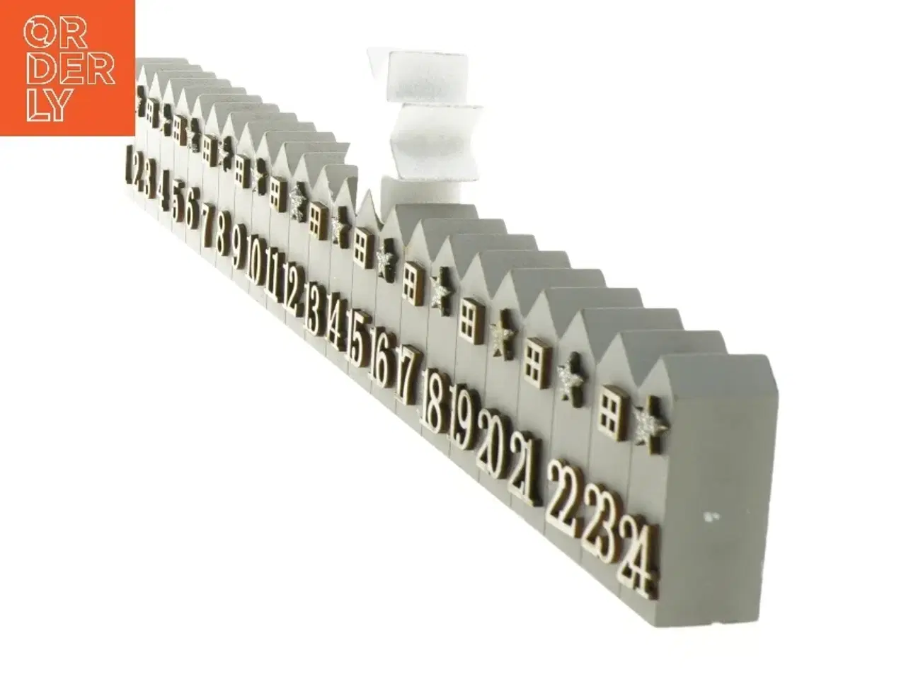 Billede 2 - Adventskalender med huse og tal