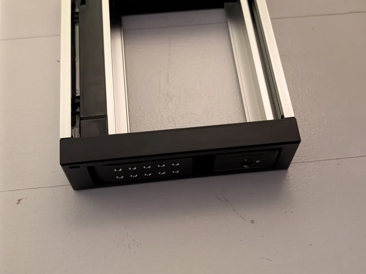 Billede 2 - StarTech 3.5" Hot-Swap Bay HSB1SATSASBA – SATA/SAS