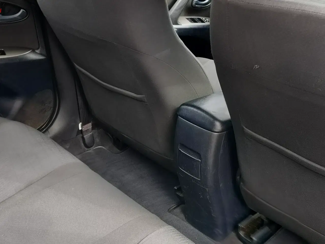 Billede 10 - Toyota Avensis 1.8 årg 2010
