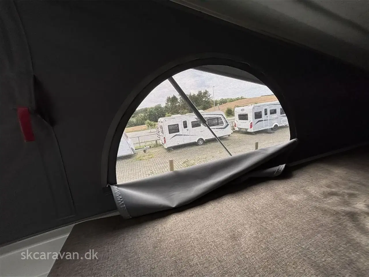 Billede 10 - 2020 - Hymer Eriba Feeling 442   Sapr over 100.000,- i forhold til en ny