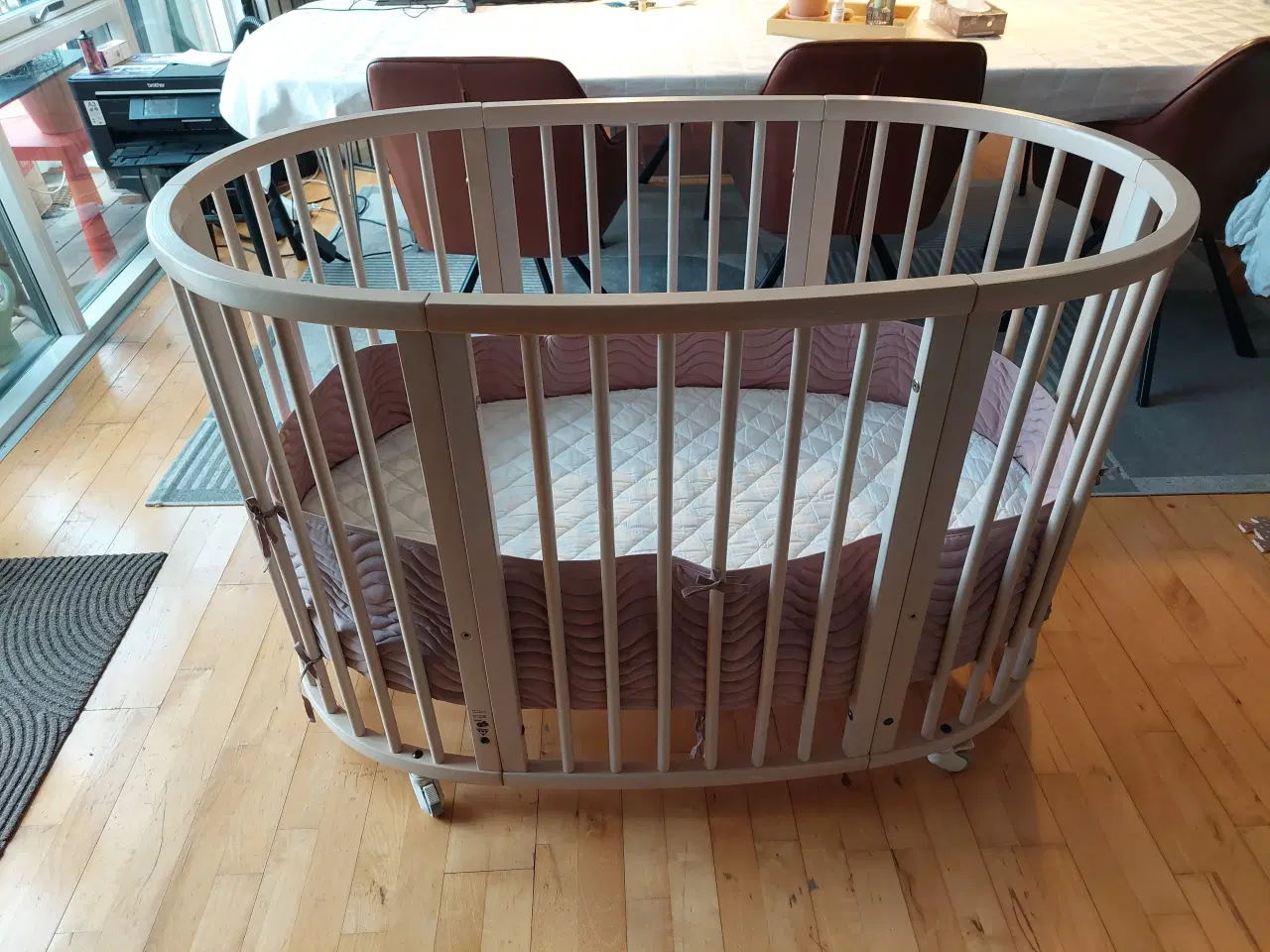 Billede 1 - Babyseng i natur - Stokke