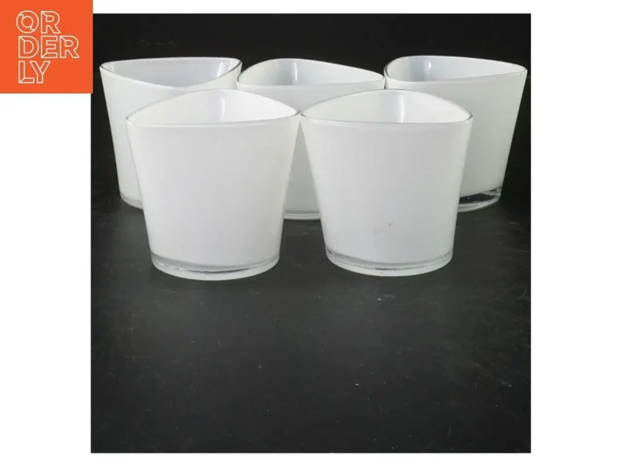 Billede 1 - Sæt med 5 trekantede glaslysestager (str. 5 styk. 8 cm)