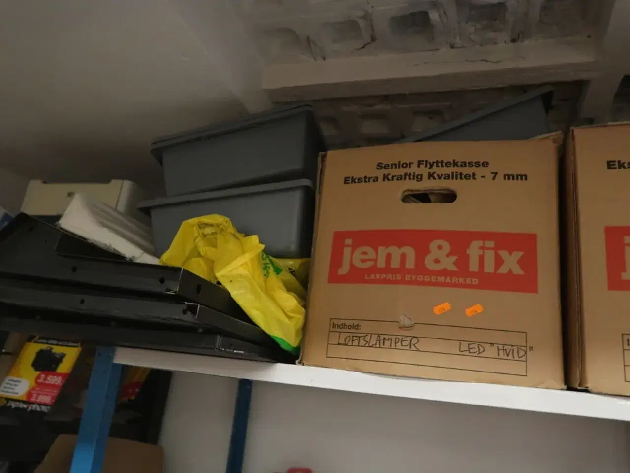 Billede 2 - Kasse med loftslamper LED