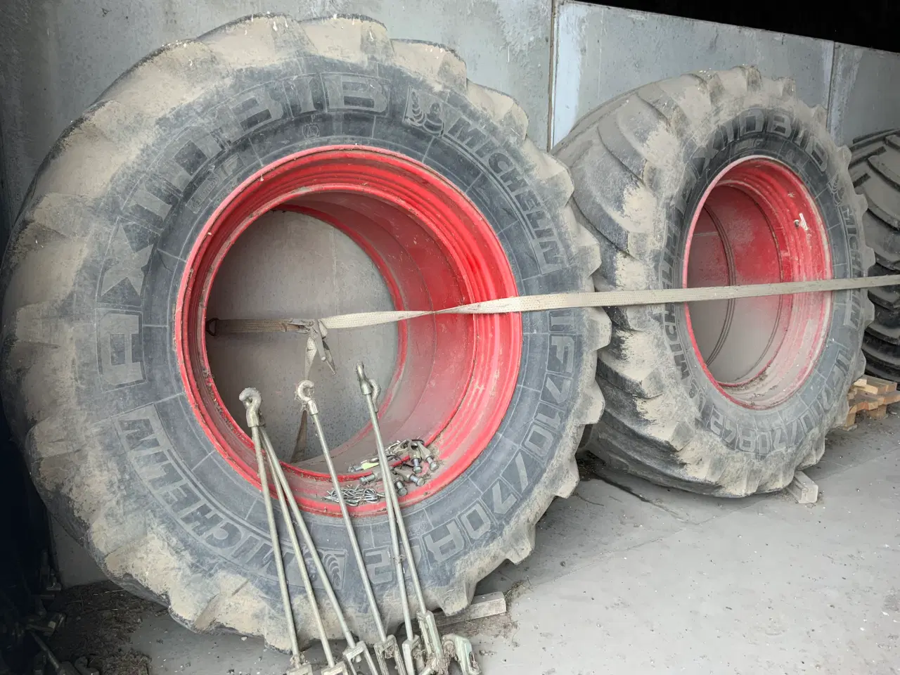 Billede 1 - Tvillinghjul 710-70 R42