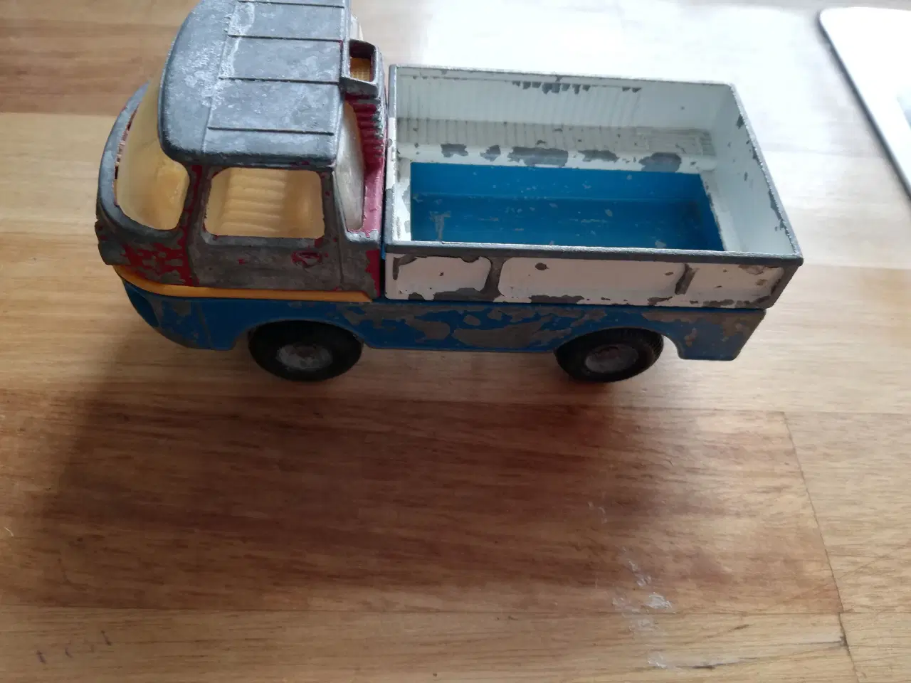 Billede 3 - Gl. Engelsk legetøjs bil
