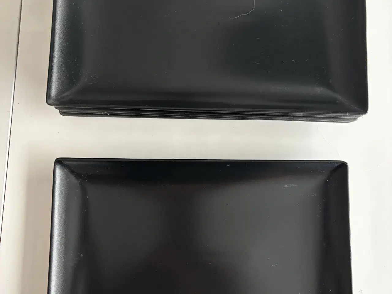 Billede 1 - 6 stk sorte tallerkener