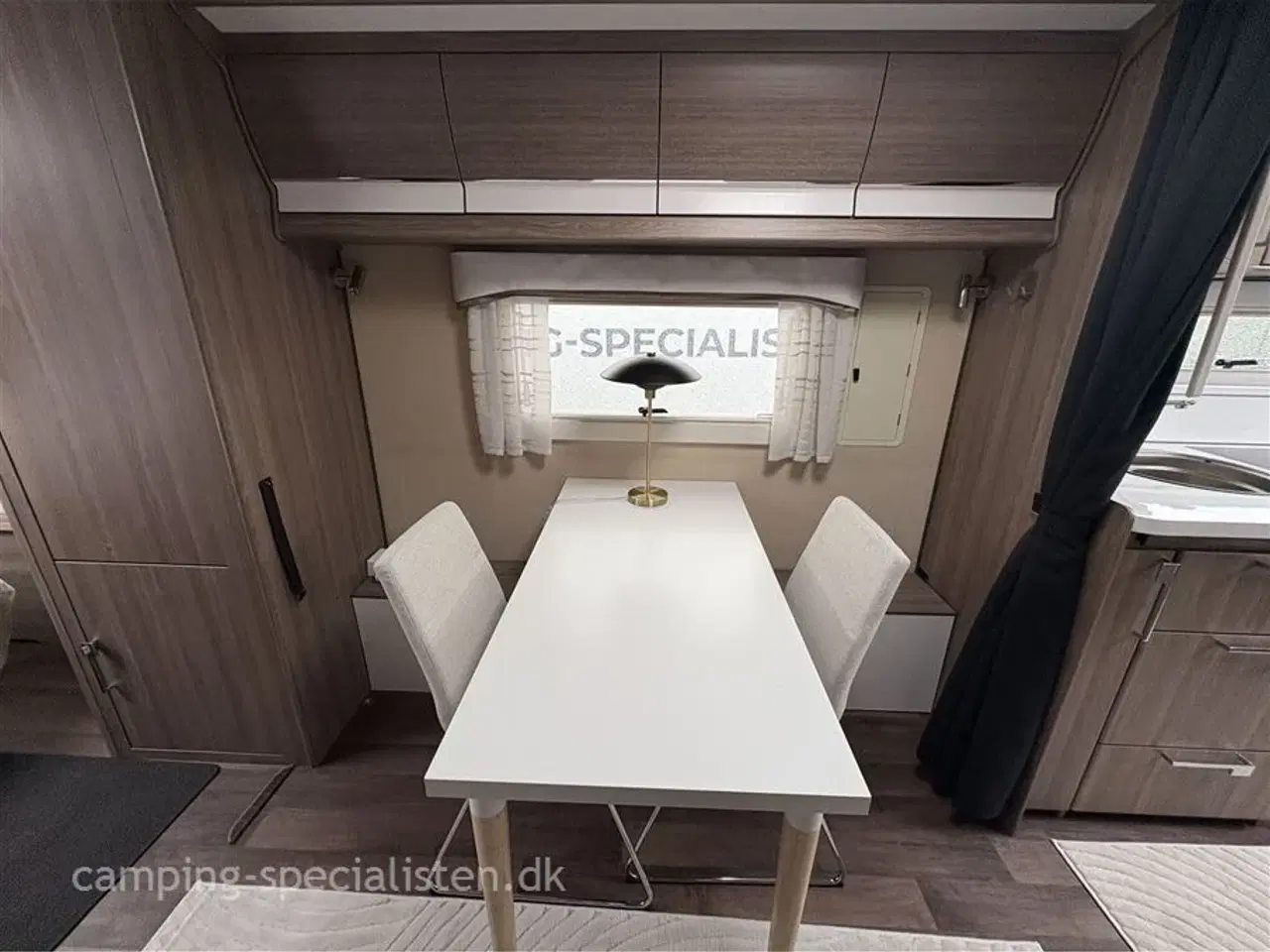 Billede 12 - 2019 - Kabe Imperial 1000 TDL E8/DL   Liebhaver campingvogn - Kabe Imperial 1000 TDL KS 2019 - Se den nu hos Camping-Specialisten.dk