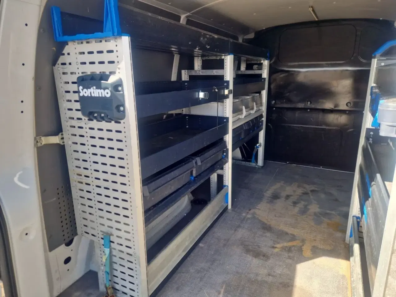 Billede 12 - VW Transporter 2,0 TDi 150 Kassevogn kort