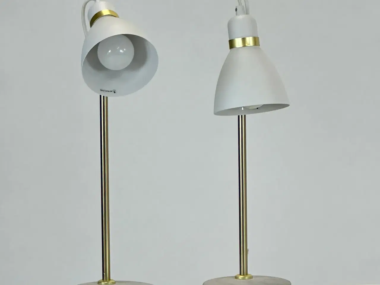 Billede 3 - Poulmann | Neordic Orm Bordlampe