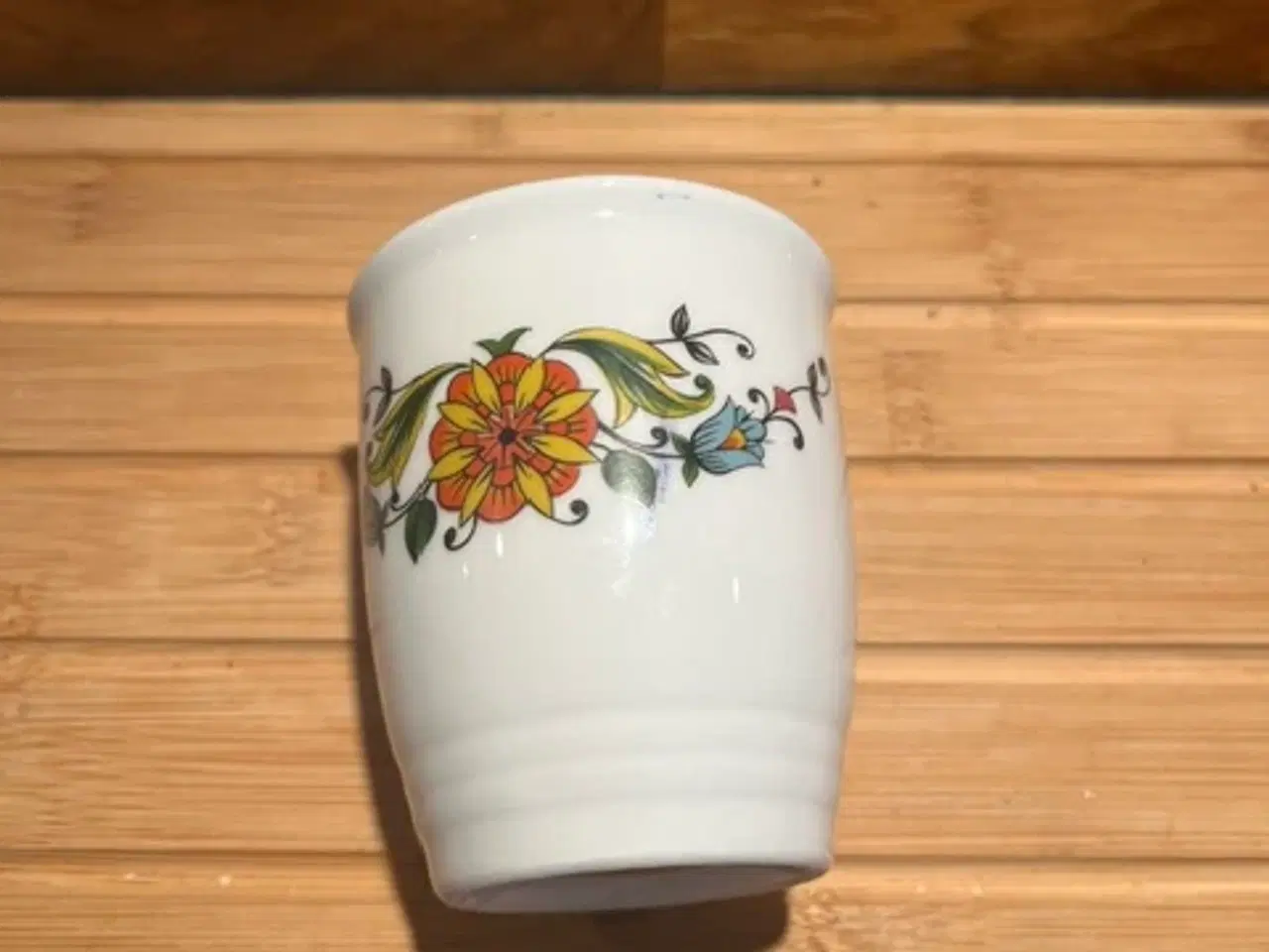 Billede 4 - Smukt vintage krus fra Lise Porcelain Denmark