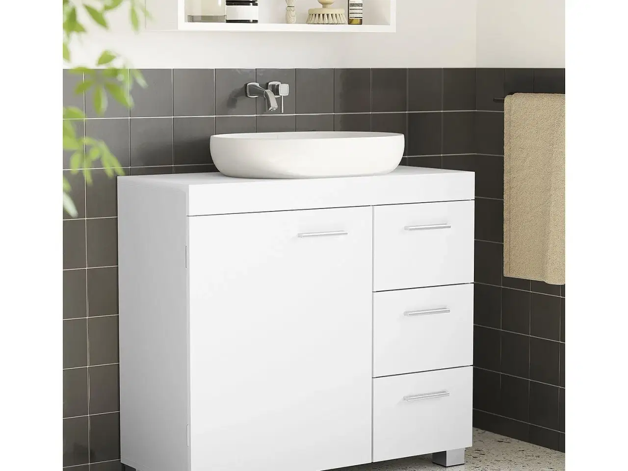 Billede 2 - Badeværelsesskab med skuffer 3 store skuffer, 2 rum bag låge, med ben, 30 × 70 × 64 cm, hvid