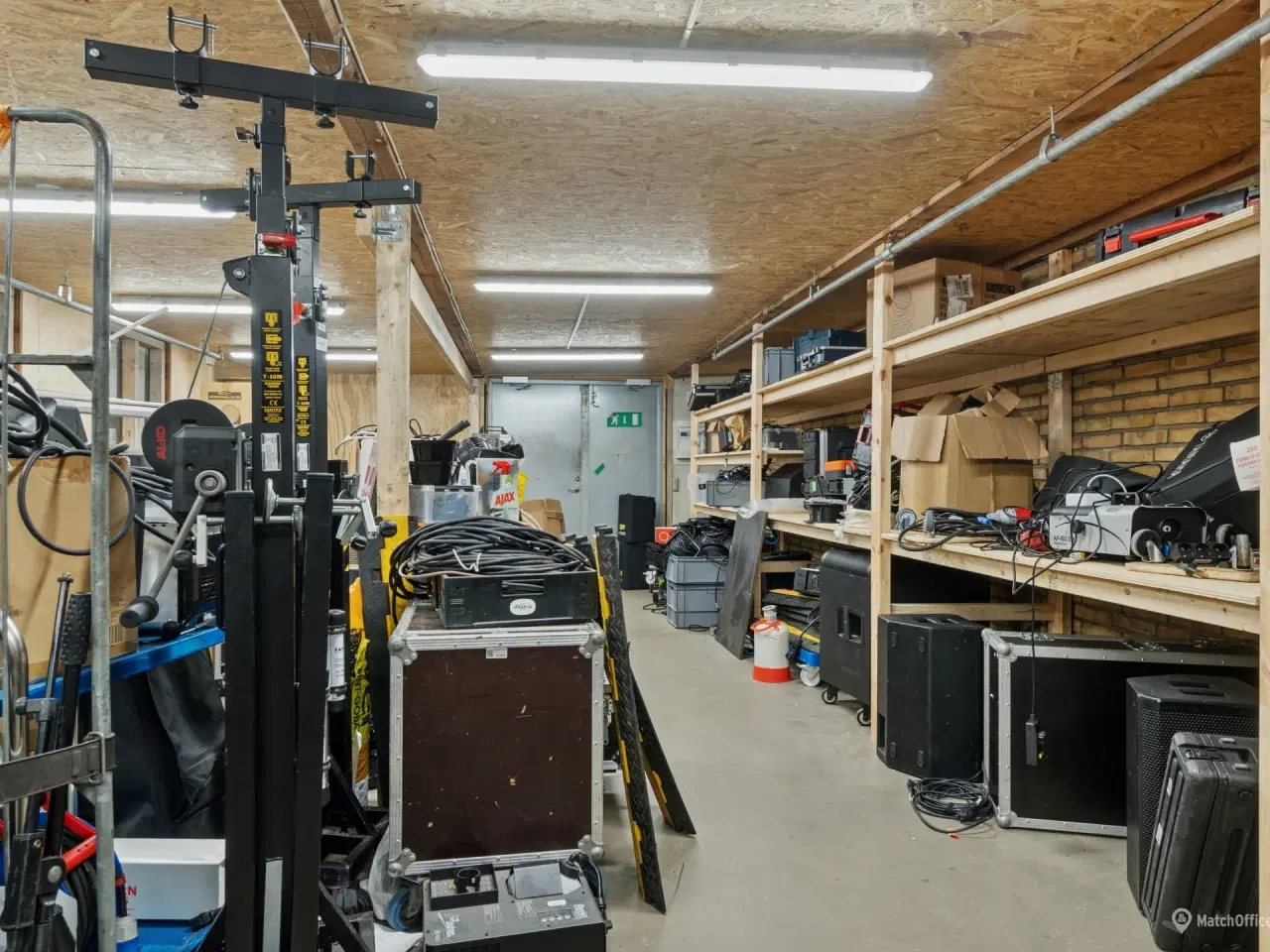 Billede 5 - 108 m² lager på stueplan til leje i Glostrup med dobbeltdør og tekøkken