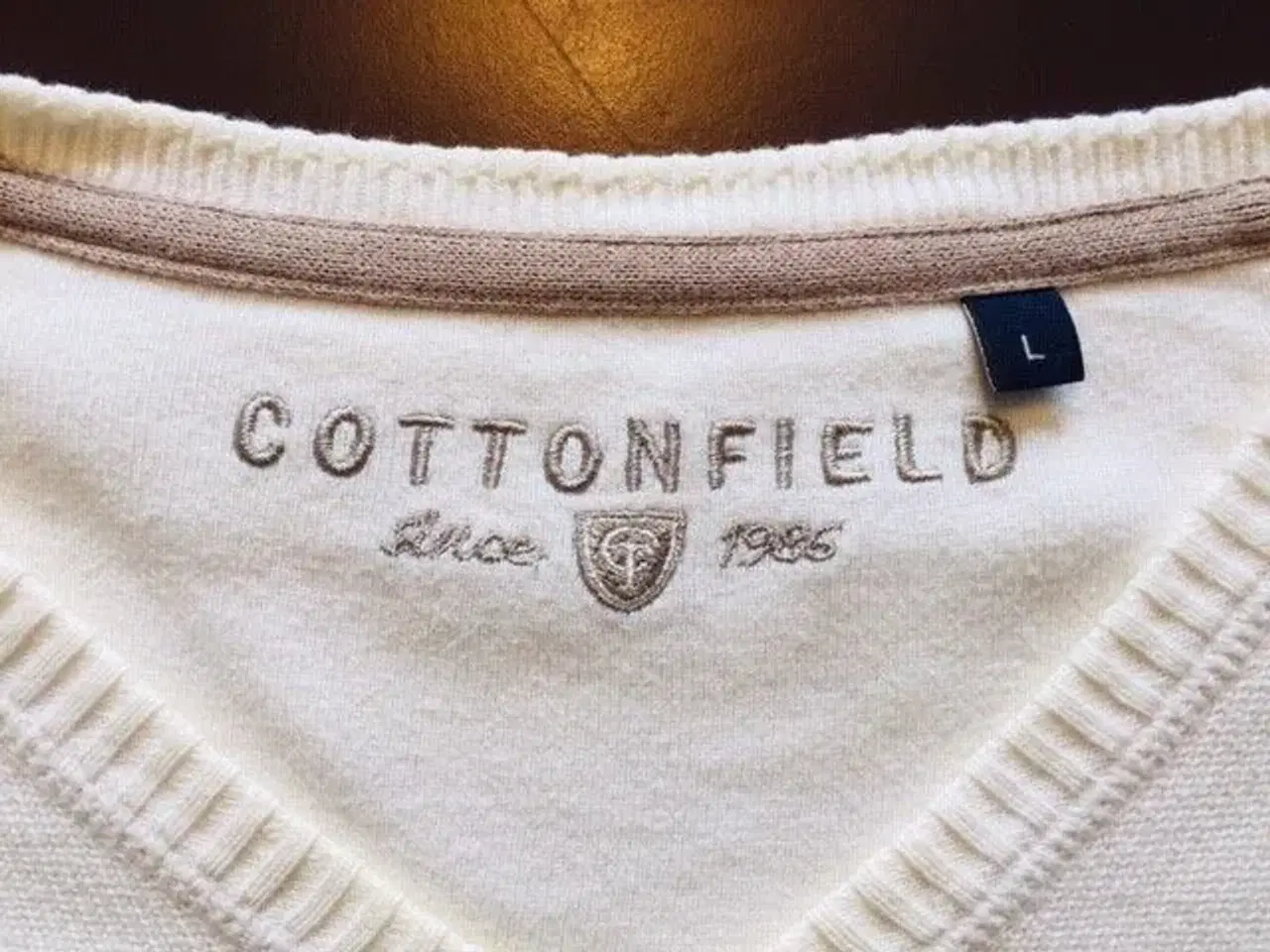 Billede 2 - Cottonfield v-hals sweater i creme-hvid (L)