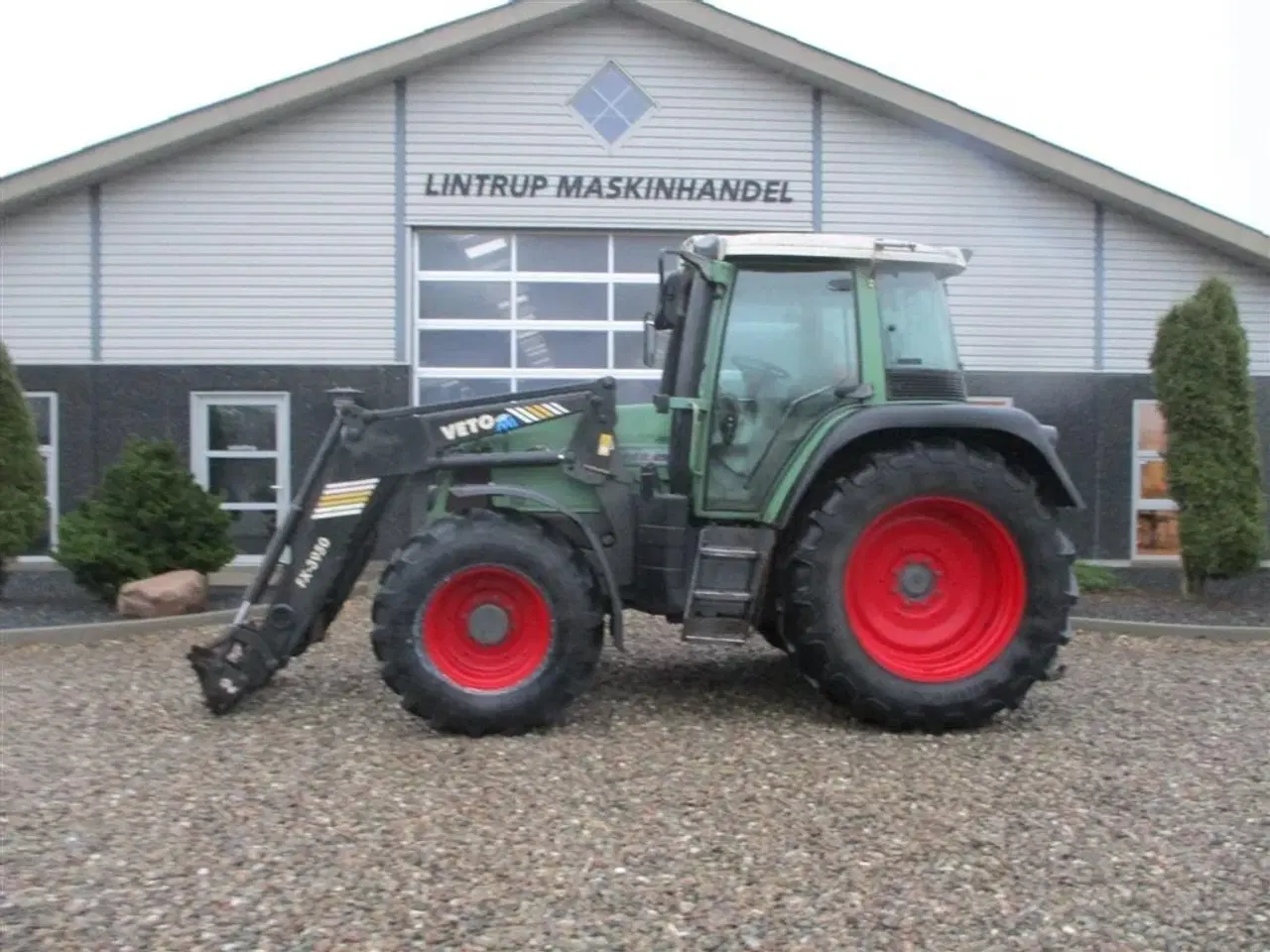 Billede 7 - Fendt 410 Vario med frontlæsser.