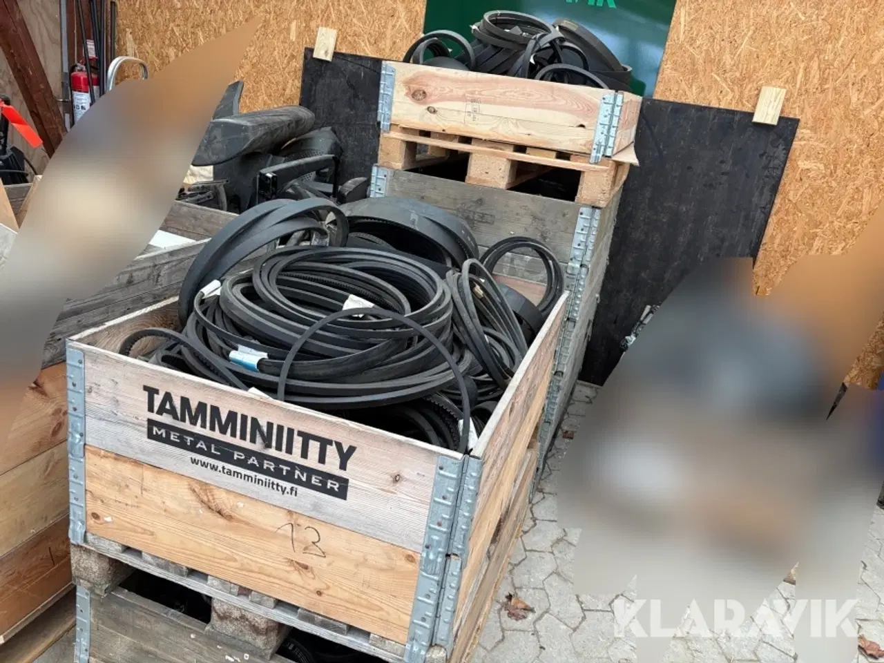 Billede 1 - Paller med assorteret remme