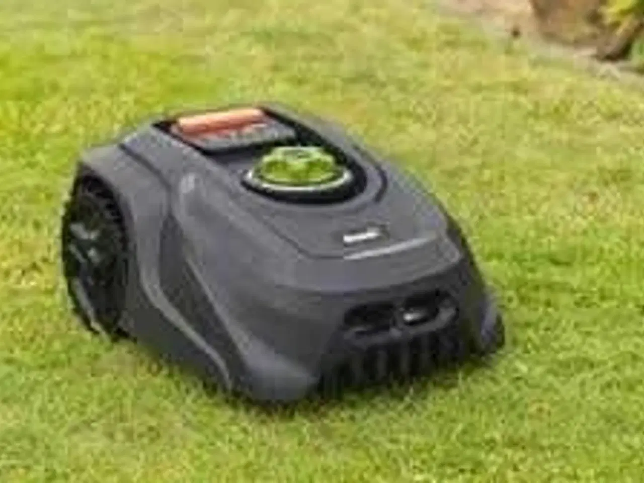 Billede 1 - Grouw 17936 - 900 M2 Robotplæneklipper