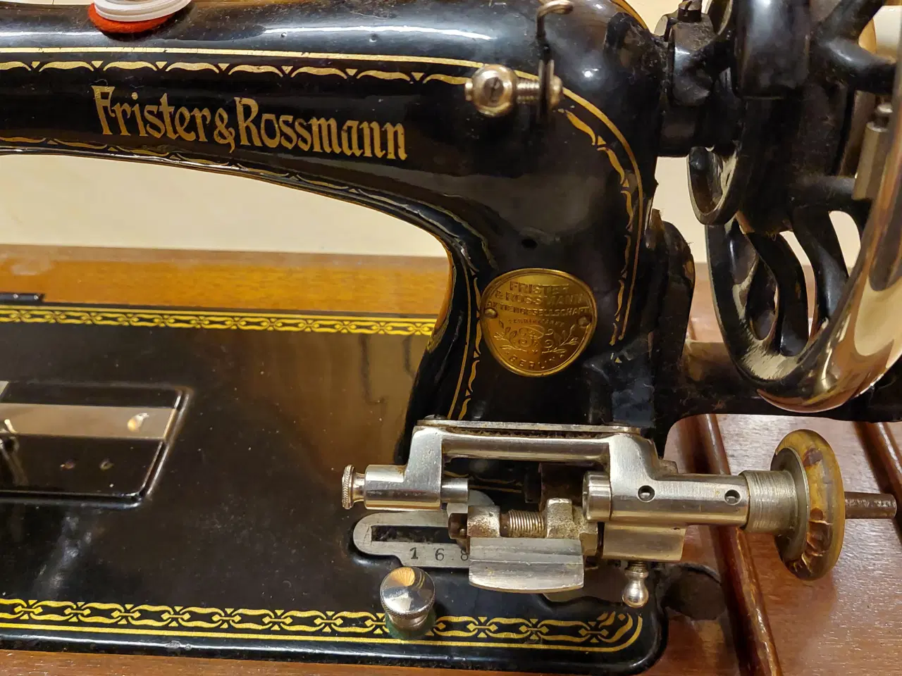 Billede 2 - Frister & Rossmann, antik symaskine