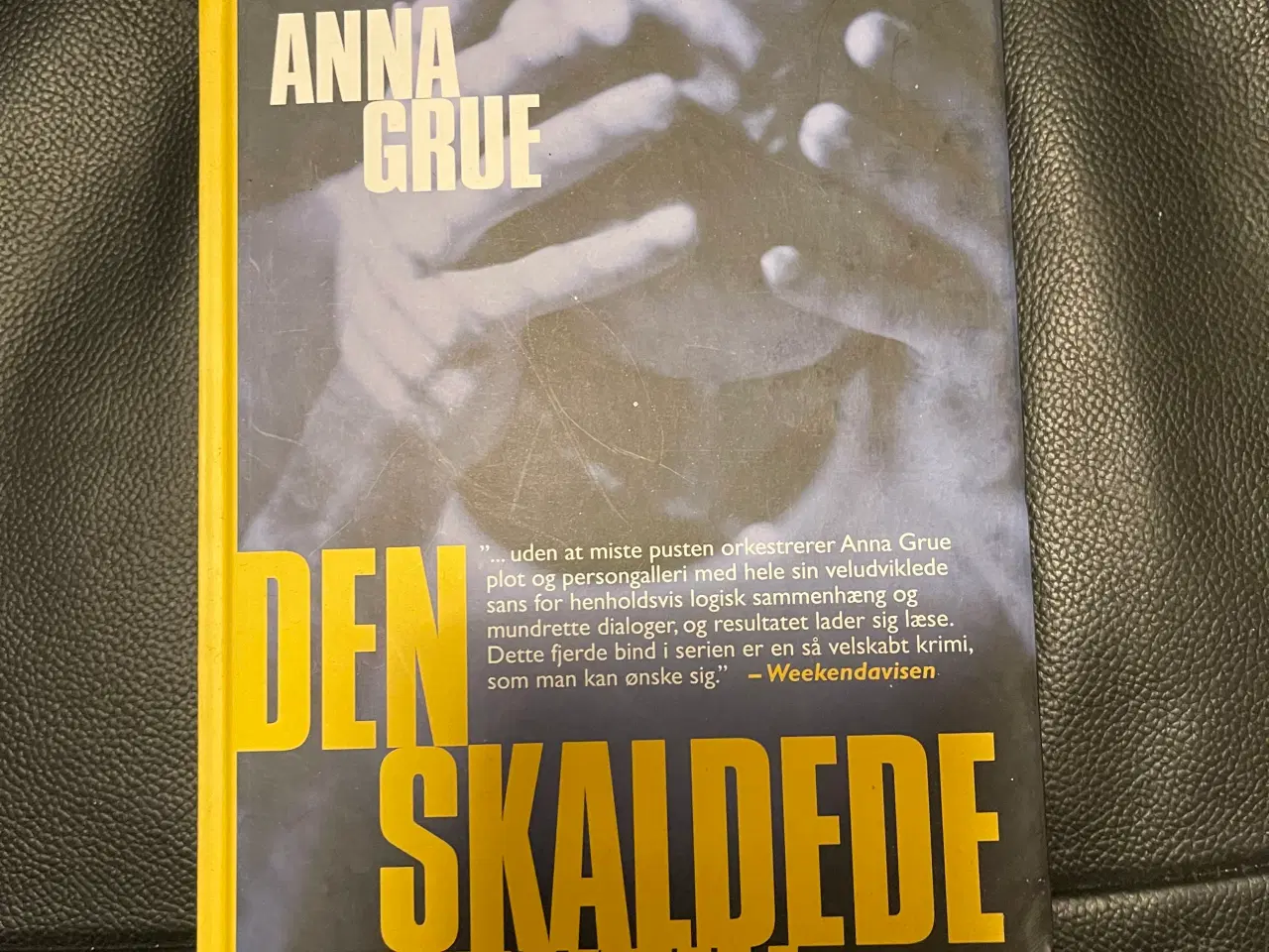 Billede 1 - Den skaldede detektiv af Anna Grue
