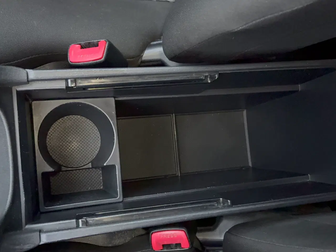 Billede 10 - Toyota Avensis 1.6 benzin, 2015