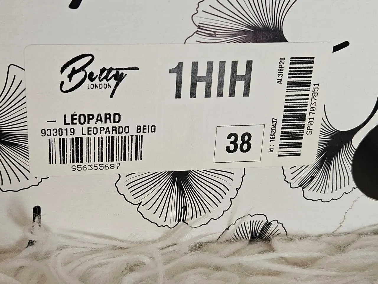 Billede 8 - FLOTTE NYE SANDALER 