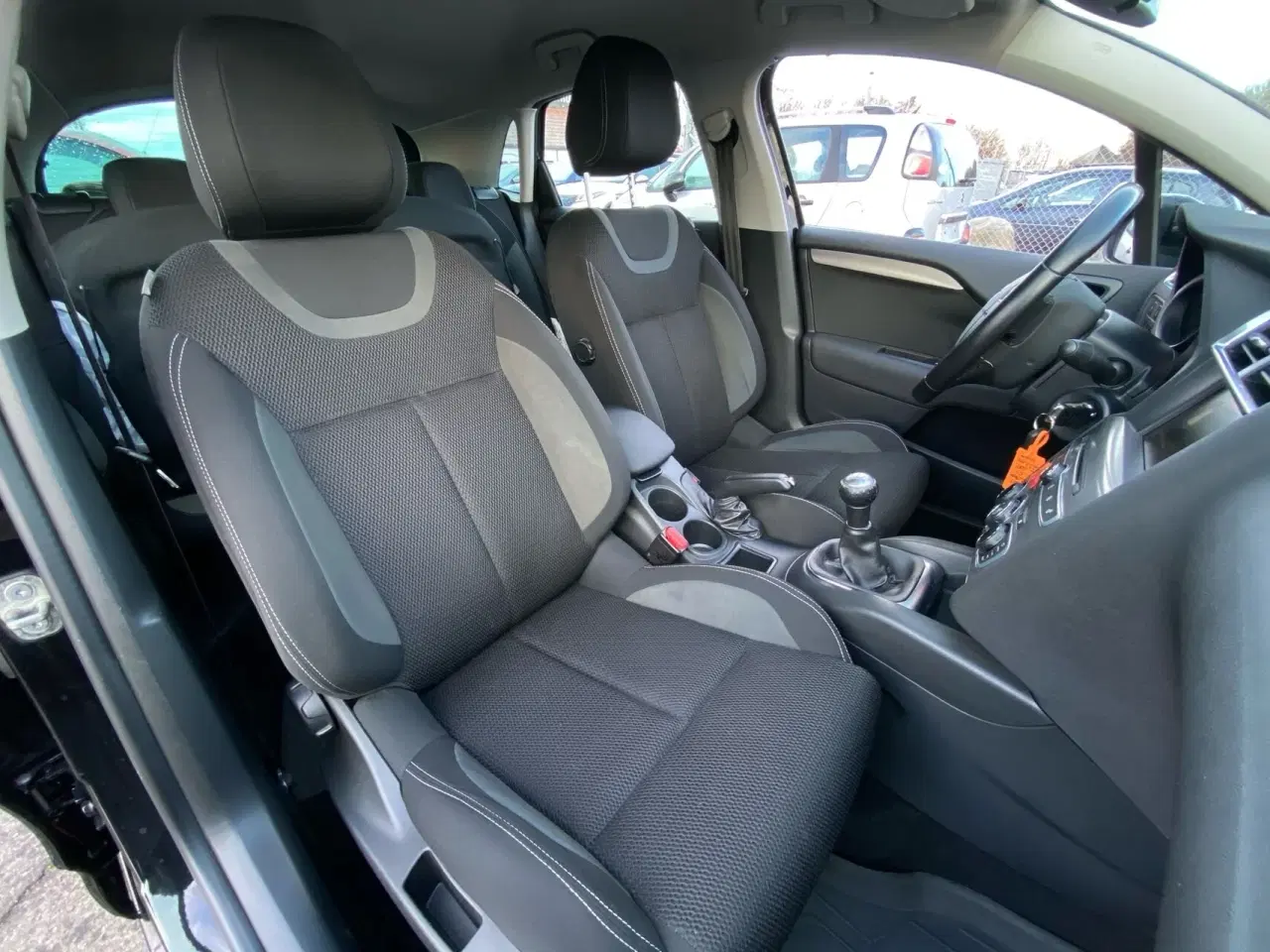 Billede 8 - Citroën C4 1,6 Blue HDi Cool start/stop 100HK 5d