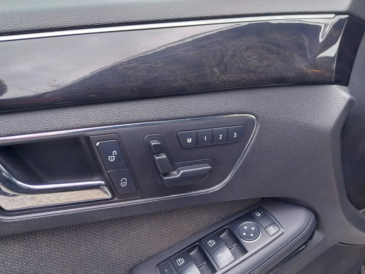 Billede 11 - Mercedes E350 velholdt. Byttes/sælges