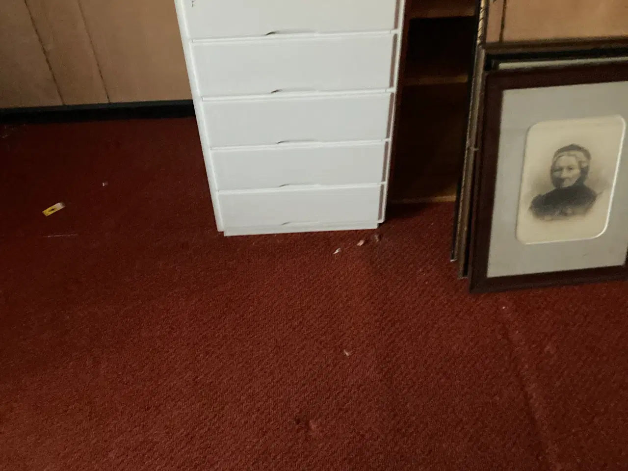 Billede 2 - Skab  og kommoder