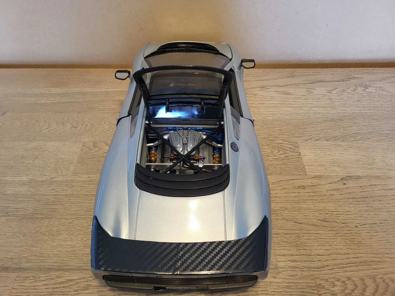 Billede 6 - Modelbil, Jaguar XJ220, skala 1/12