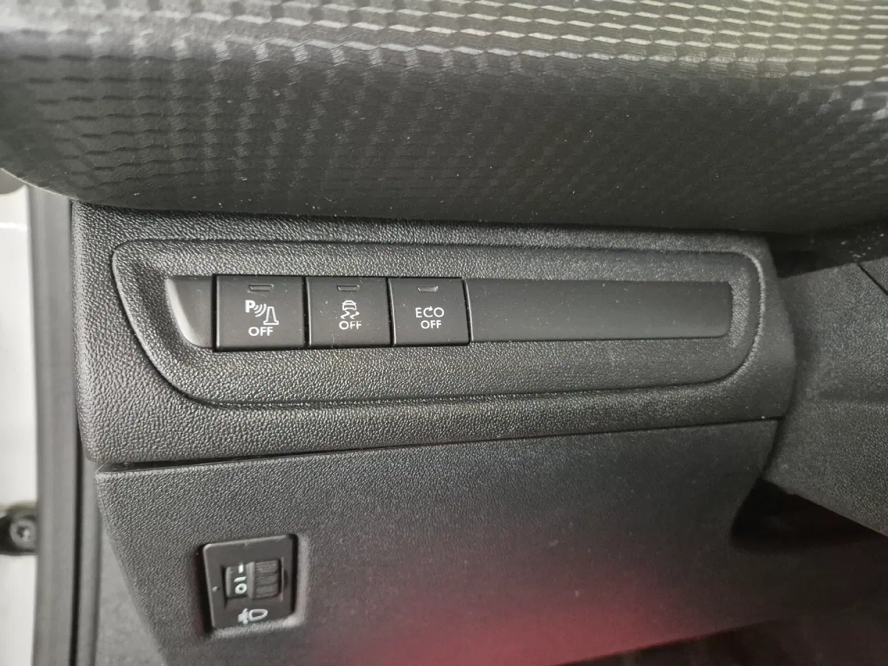 Billede 11 - Peugeot 2008 1,6 BlueHDi Desire Sky 100HK