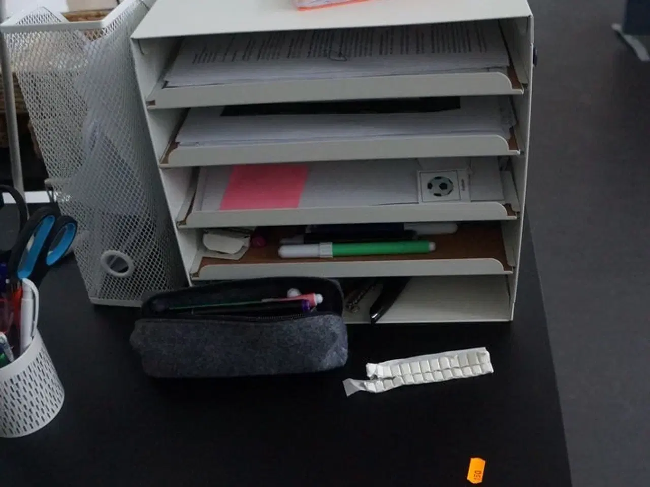 Billede 8 - Bord, stol, m.v.