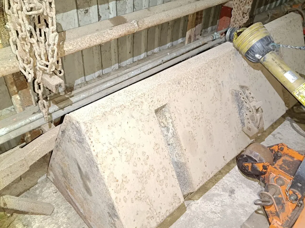 Billede 3 - - - - - - - roeskovl med gyrobeslag