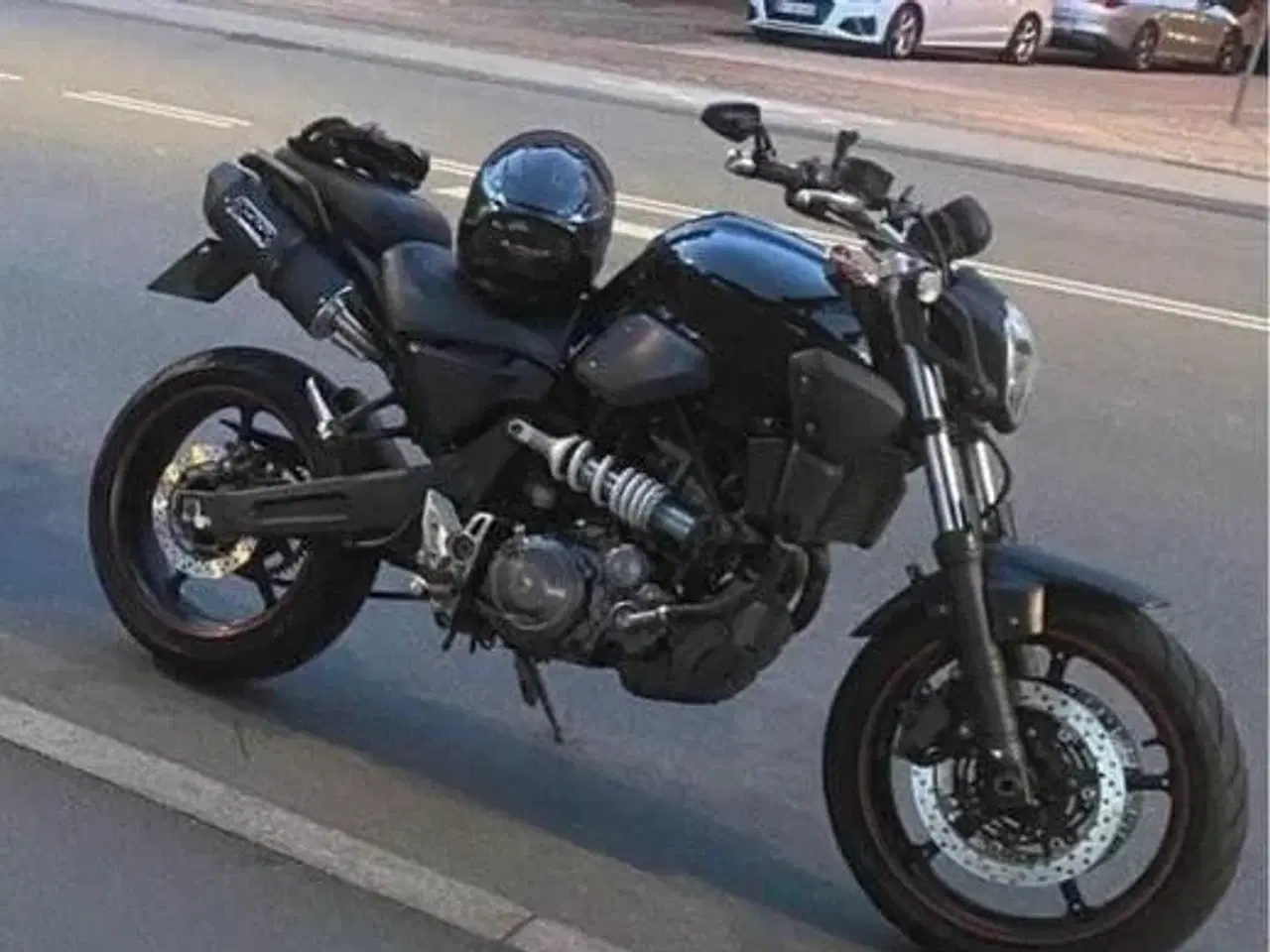 Billede 1 - SØGES : Yamaha mt-03 660 cc
