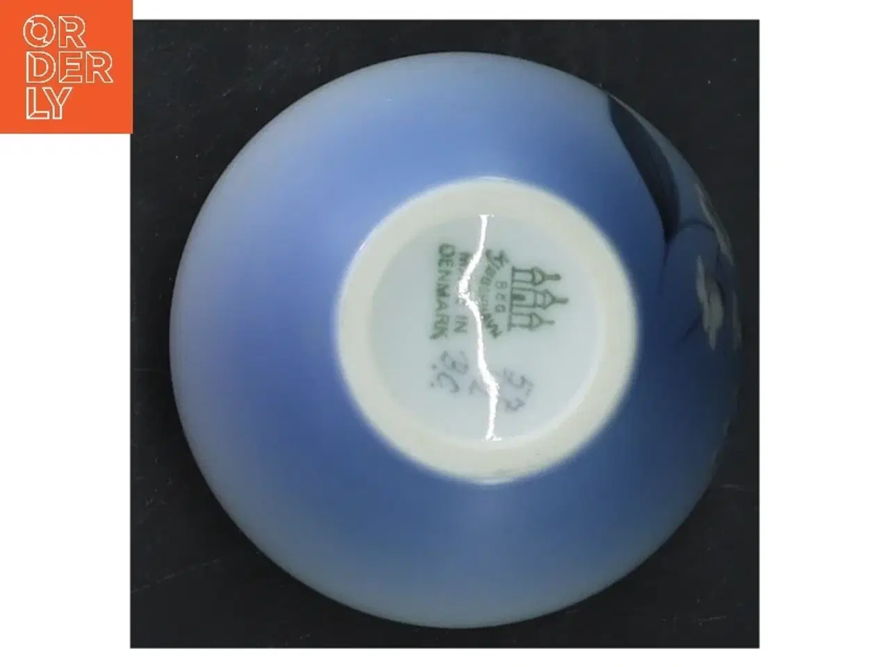 Billede 4 - Porcelænsvase med blomstermotiv fra Bing & Grøndahl (str. 8,5 cm)