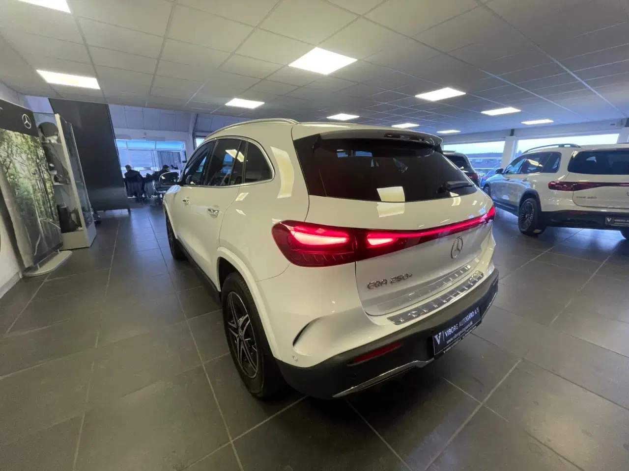 Billede 5 - Mercedes EQA250+ AMG Premium