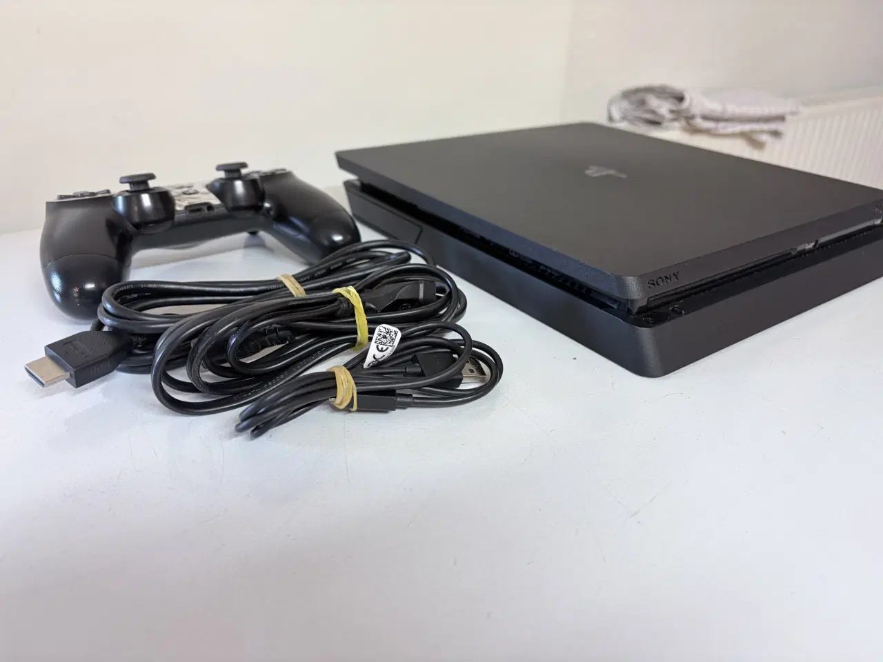 Billede 3 - Playstation 4 1TB slim model 
