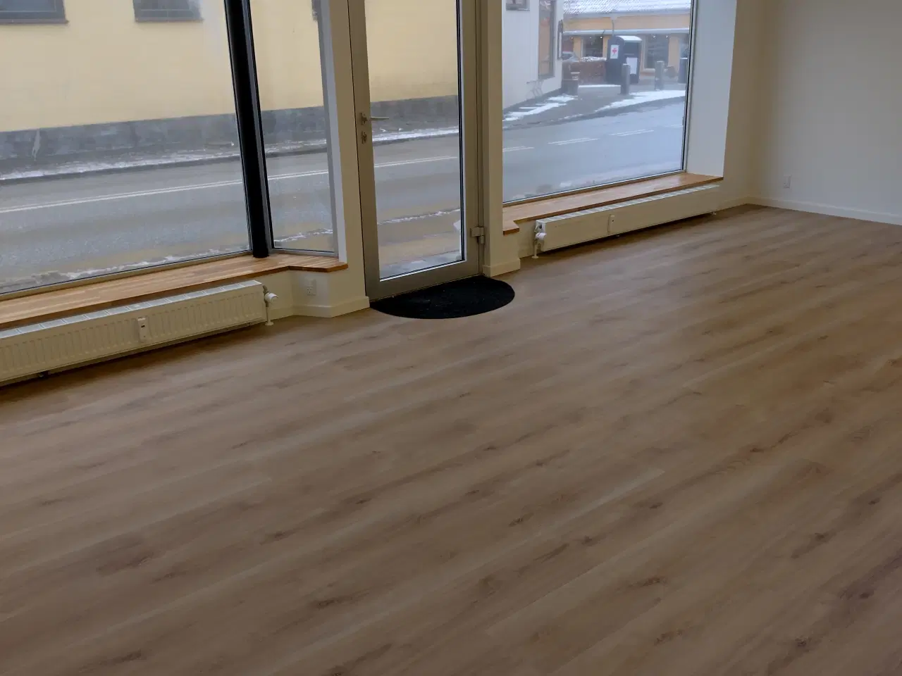 Billede 6 - Ny Istandsat butikslokale udlejes