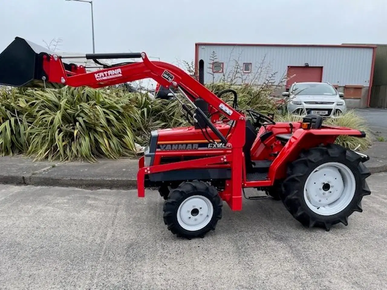 Billede 1 - TRAKTOR YANMAR FX-20D