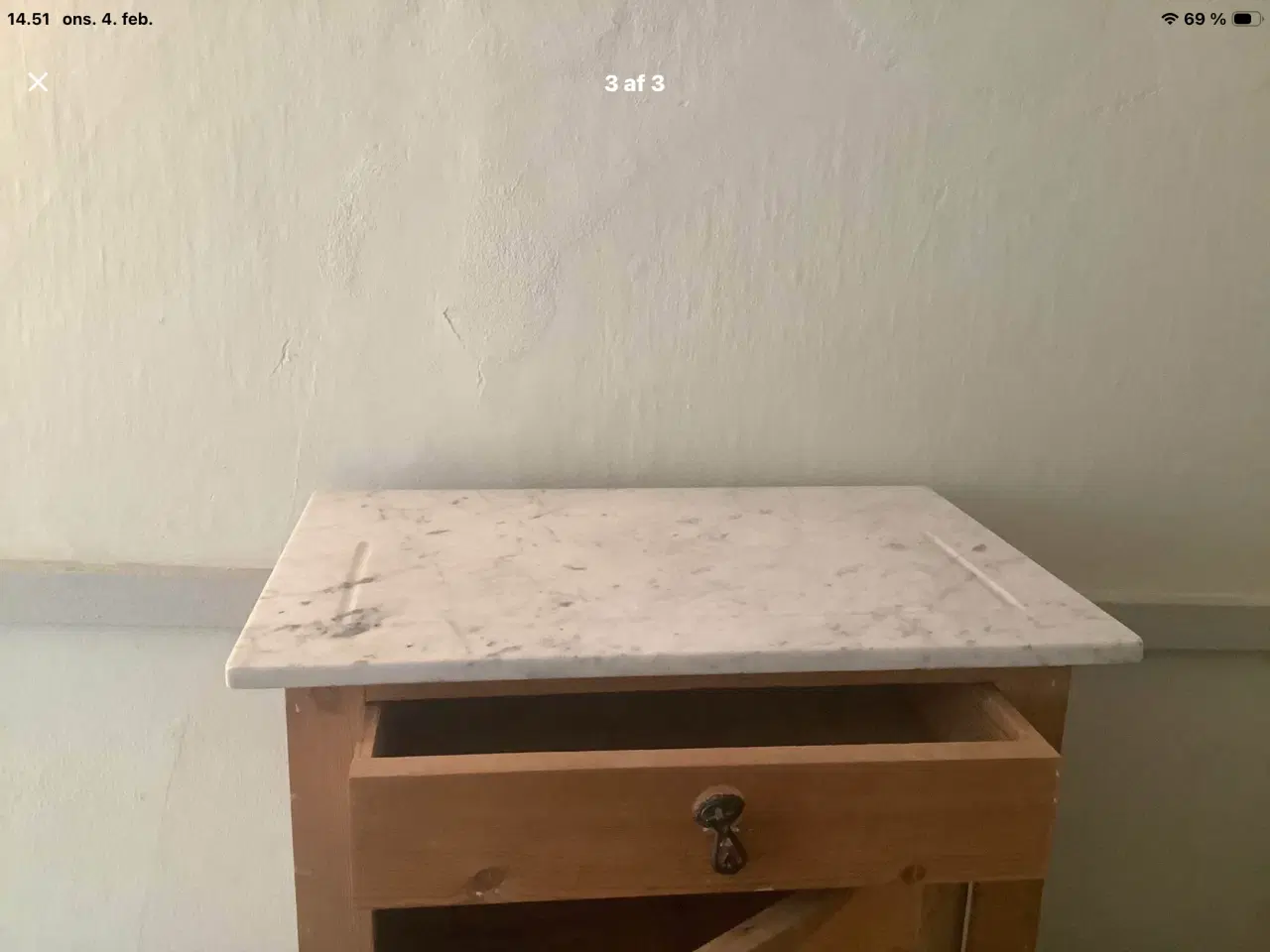 Billede 3 - Vintageskab med skuffe og marmorplade
