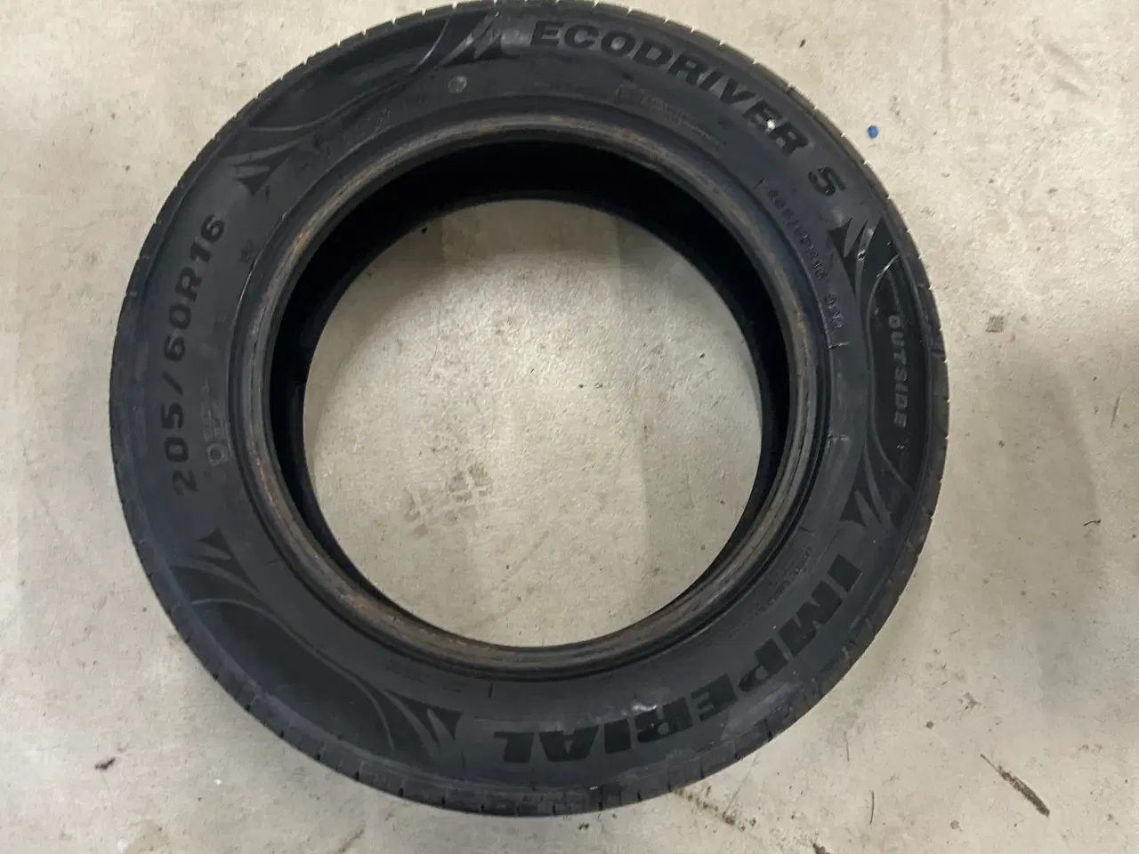 Billede 2 - 4 205 /60/16 sommerdæk købt 2025 kørt 5000 km