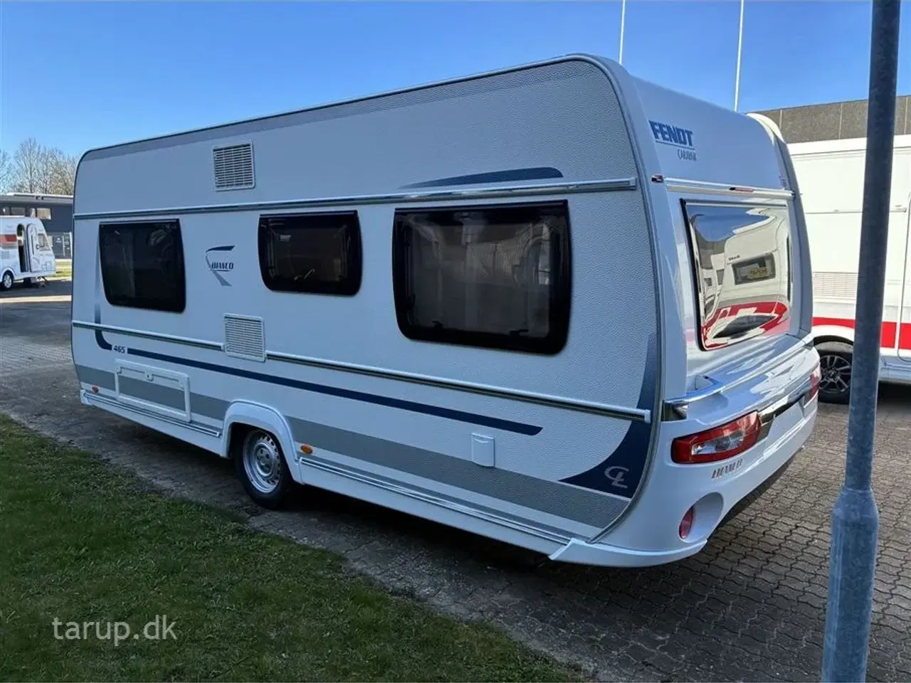 Billede 4 - 2014 - Fendt Bianco 465 SFB Fortelt: Isabella Sun Shine Plus m/ fronter, mover, cykelholder, rundsiddegruppe, tv-antenne, stort 135 l. køleskab, 3 gasblus,